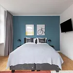 דירה Aroser Allee ברלין
