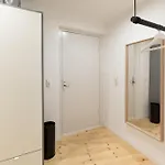 Aroser Allee شقة *