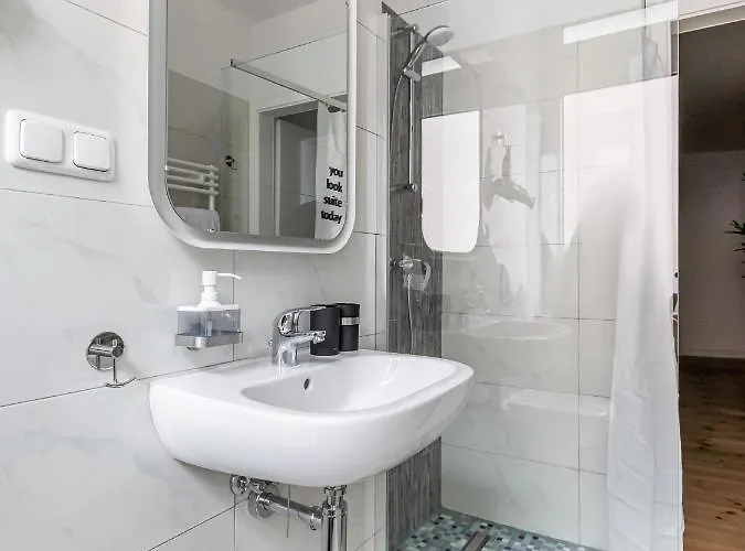 Aroser Allee Apartament